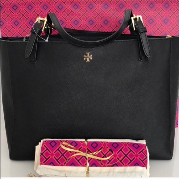 Tory Burch Handbags - New Tory Burch Large York Tote Bag 🌸